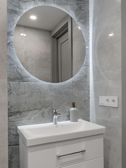 Brand New 58 Loft With Free Parking Апартаменты *